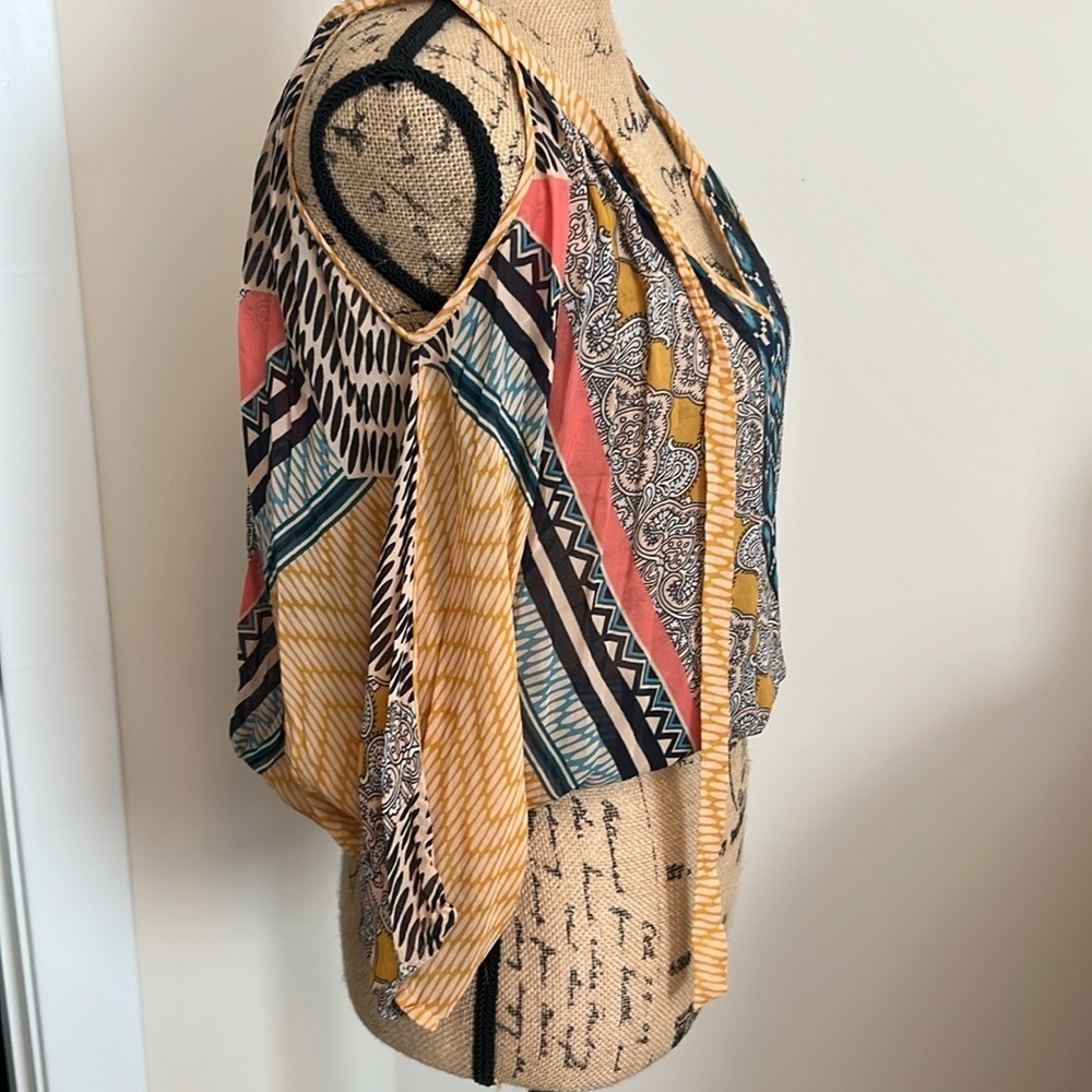 Warehouse Multicolor Patterned Blouse - Picture 7 of 7